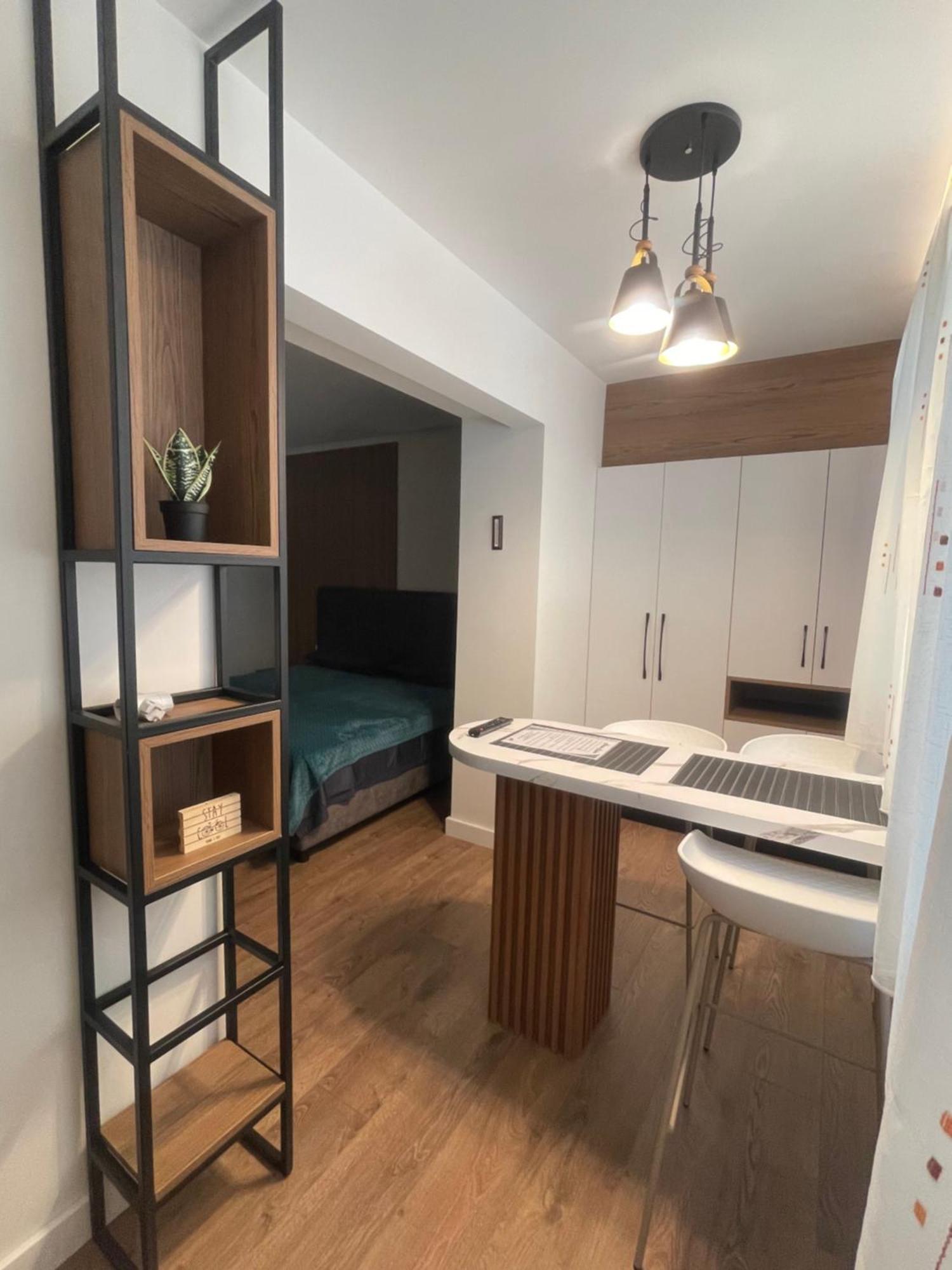 Downtown Studio Apartments Tirana Exterior foto